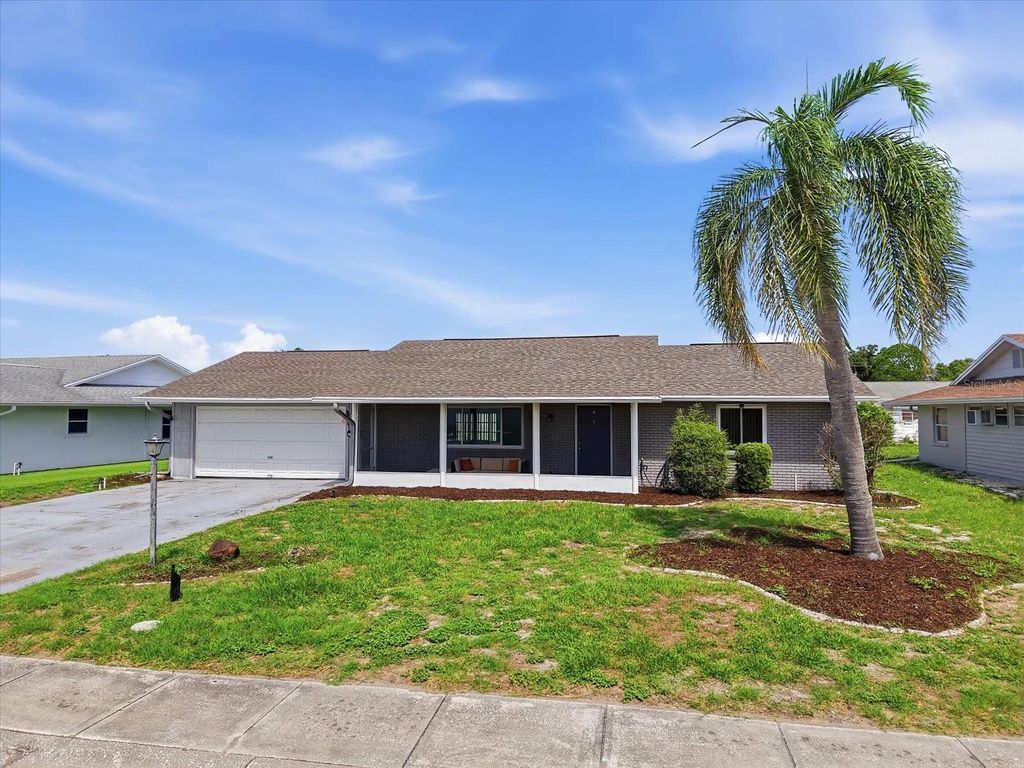 Photo of 1404 Seton Hall Drive, Sun City Center, FL 33573 (MLS # TB8531090)