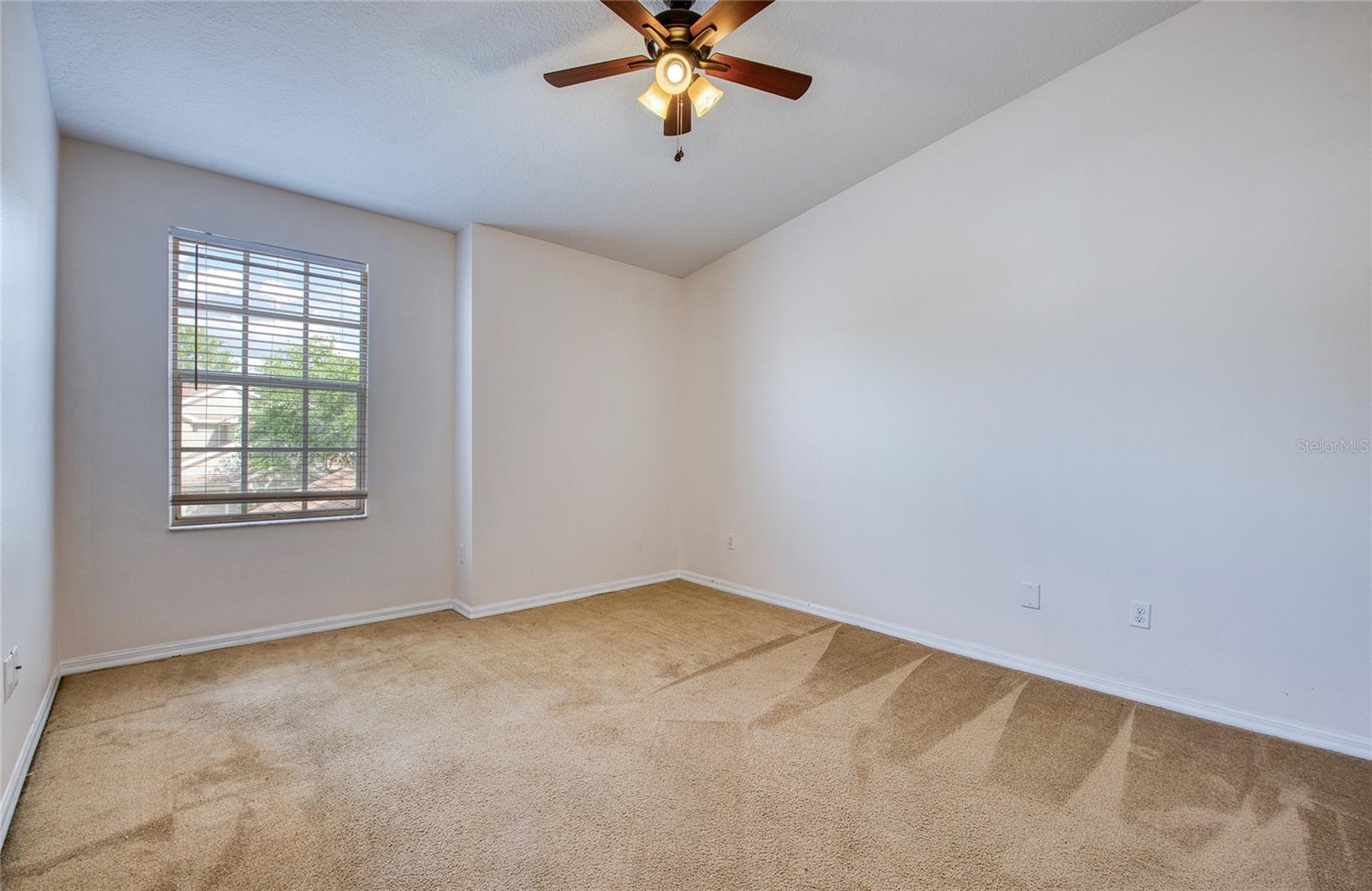 TOWNHOMES AT NORTH LAKE - Residential