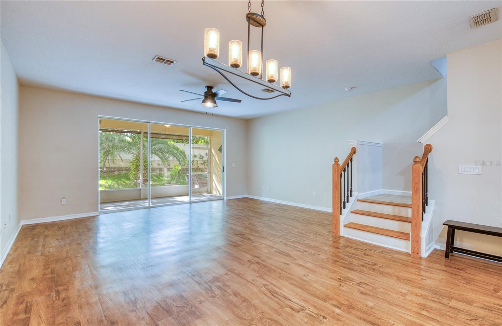 TOWNHOMES AT NORTH LAKE - Residential