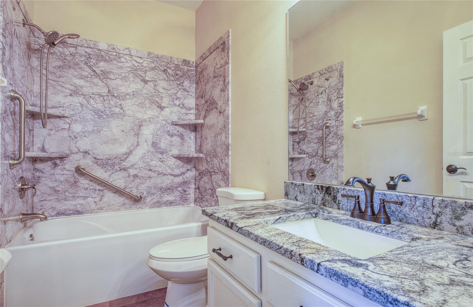 TOWNHOMES AT NORTH LAKE - Residential