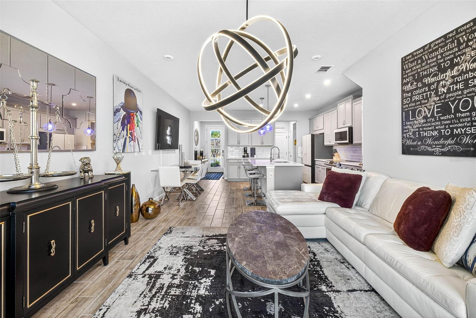 VOLANTI - Residential Lease