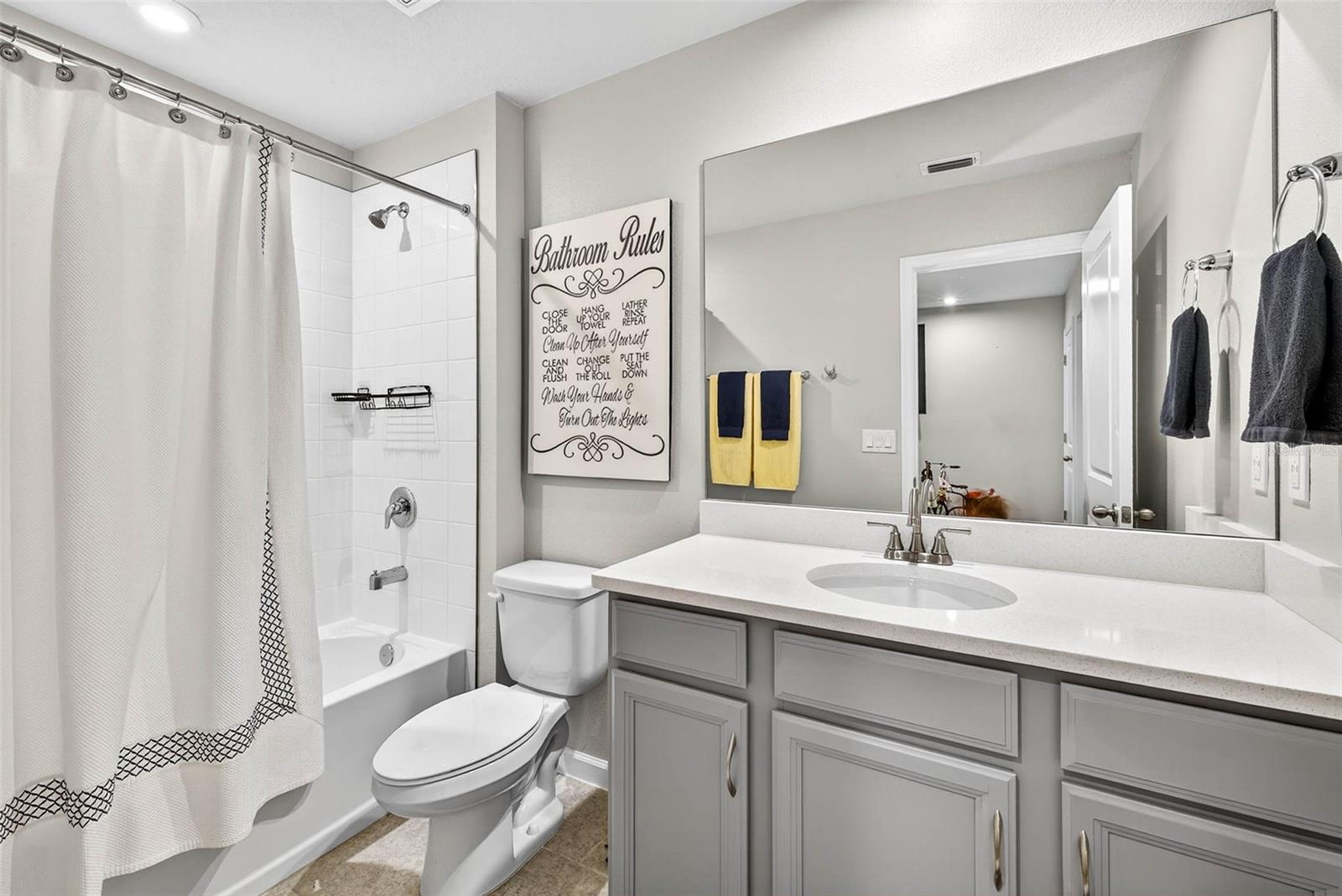 VOLANTI - Residential Lease