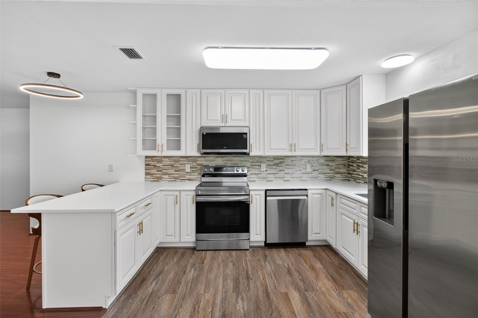 VENDOME VILLAGE - Residential