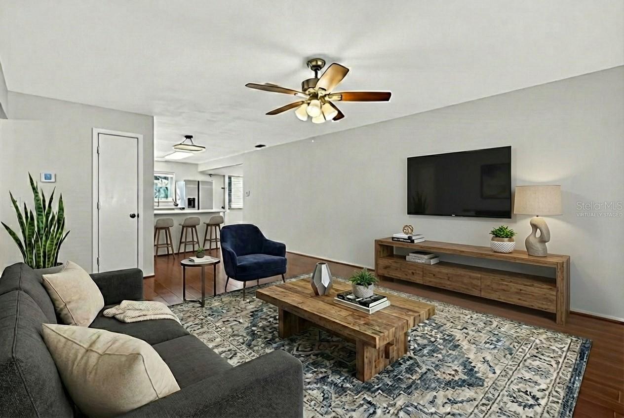 7060 LAFAYETTE N 7060