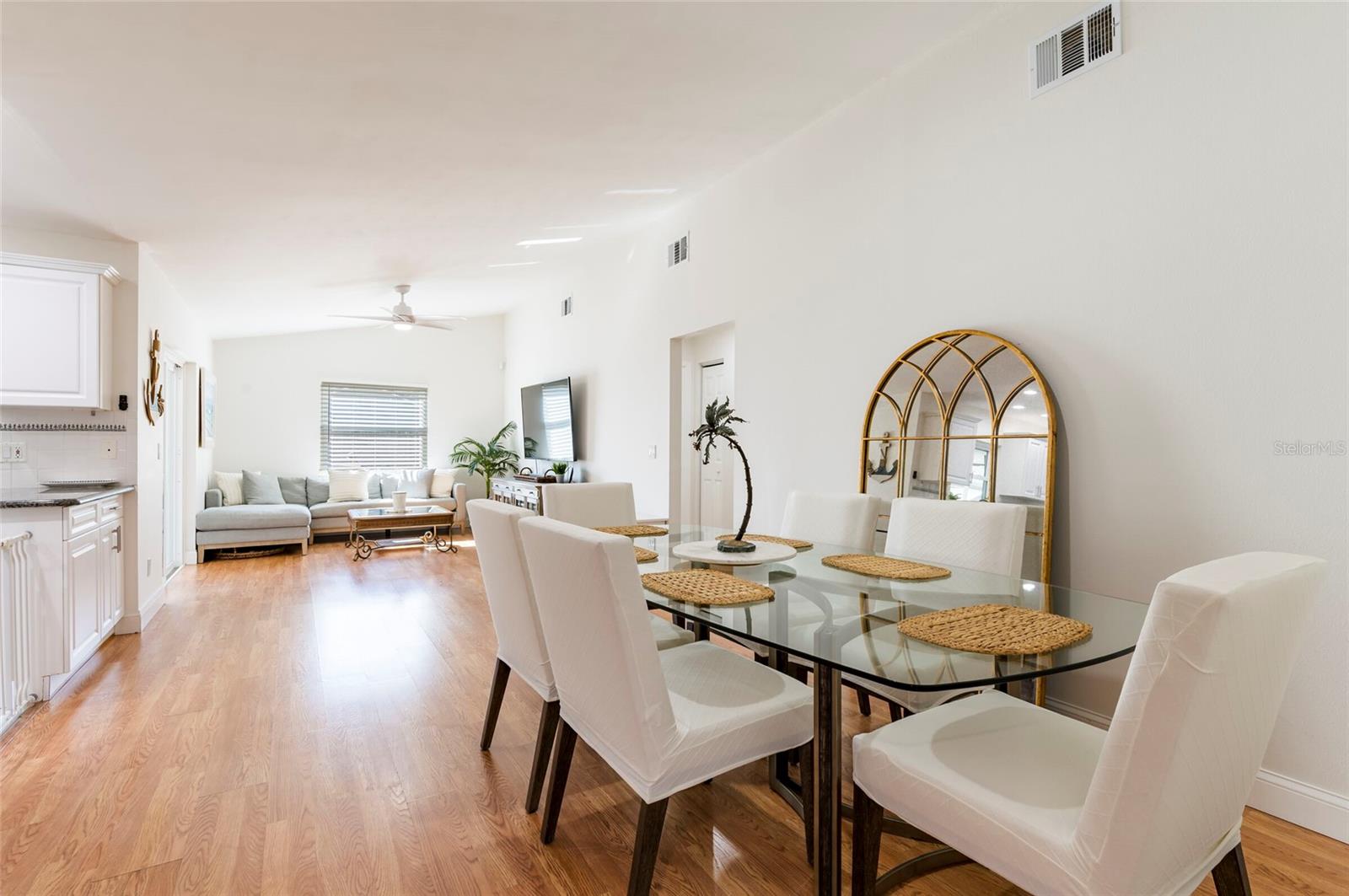 SOMERSET LAKES UNIT FOUR - Residential