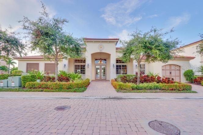 OAKTON PRESERVE - Residential