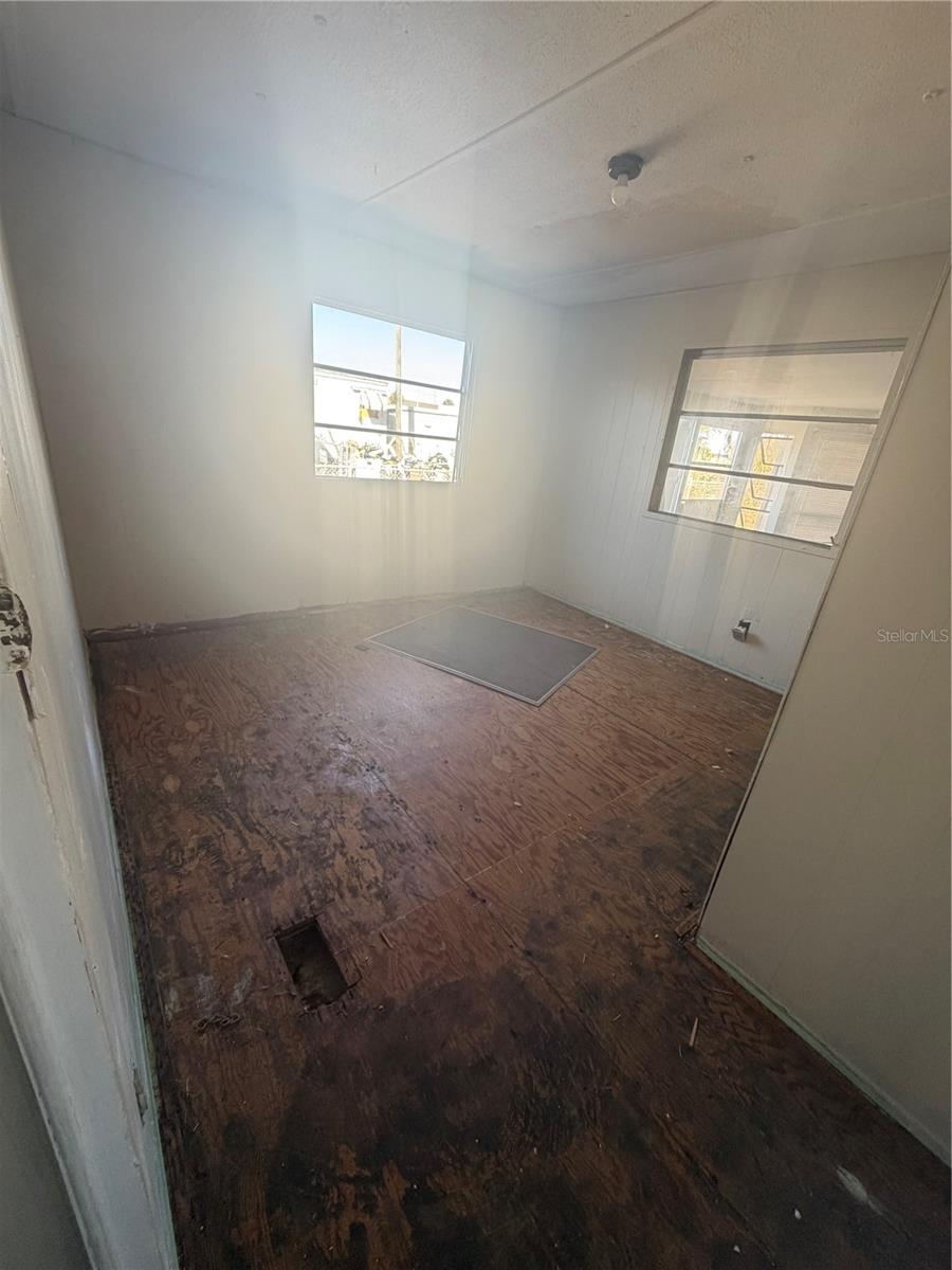 SPARTA RD NORTH END - Residential