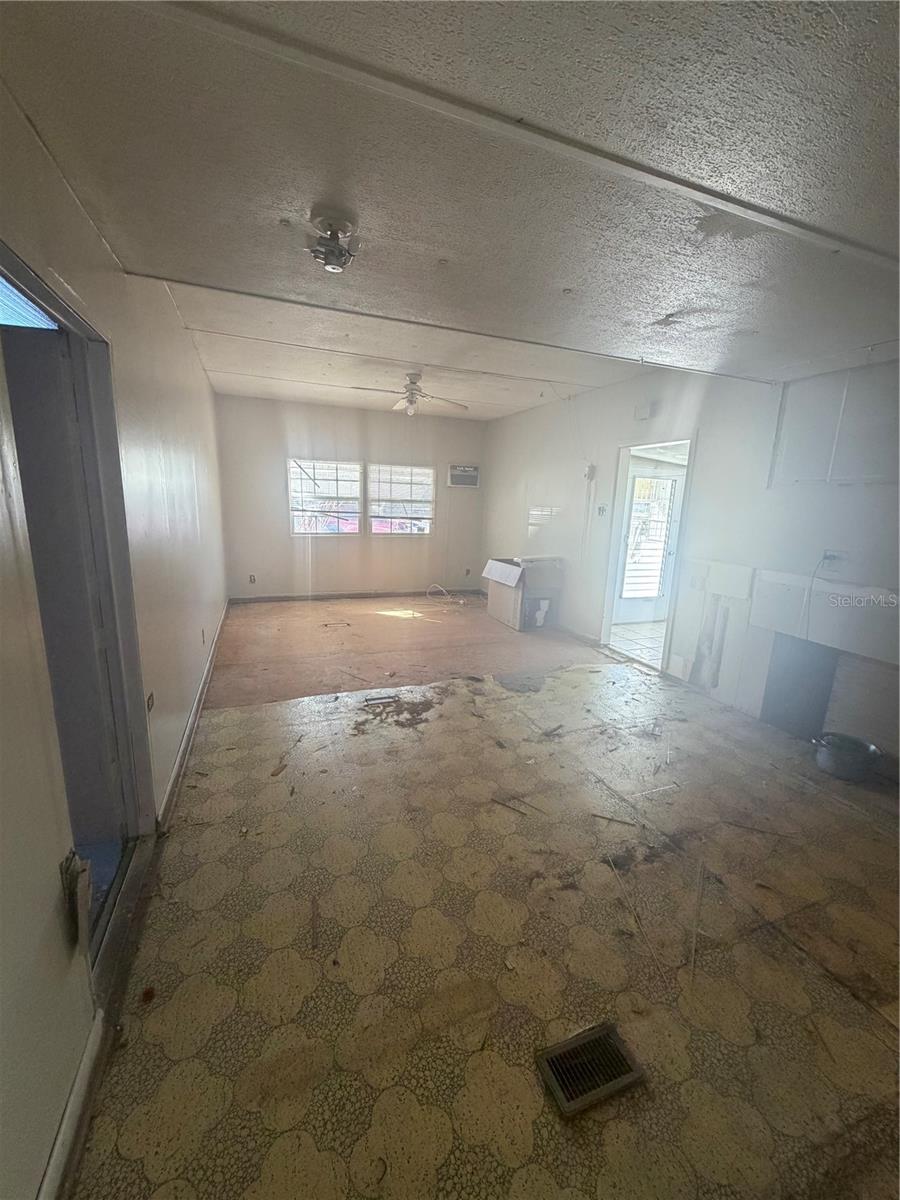 SPARTA RD NORTH END - Residential