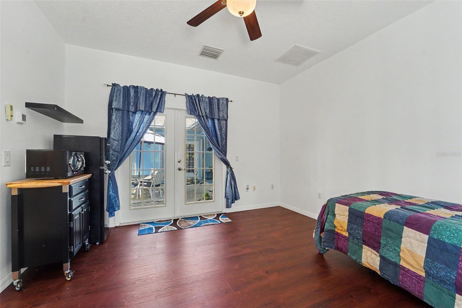 PINE RIDGE UNIT 01 - Residential