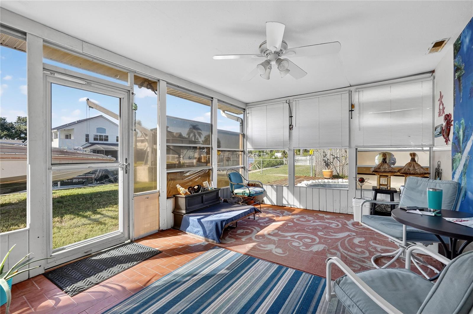 MARTHA VINEYARD - Residential