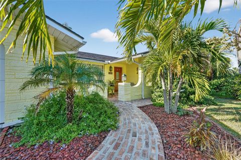 Photo of 5404 Bay Boulevard, Port Richey, FL 34668 (MLS # O6355910) Photo of 5404 Bay Boulevard, Port Richey, FL 34668 (MLS # O6355910)