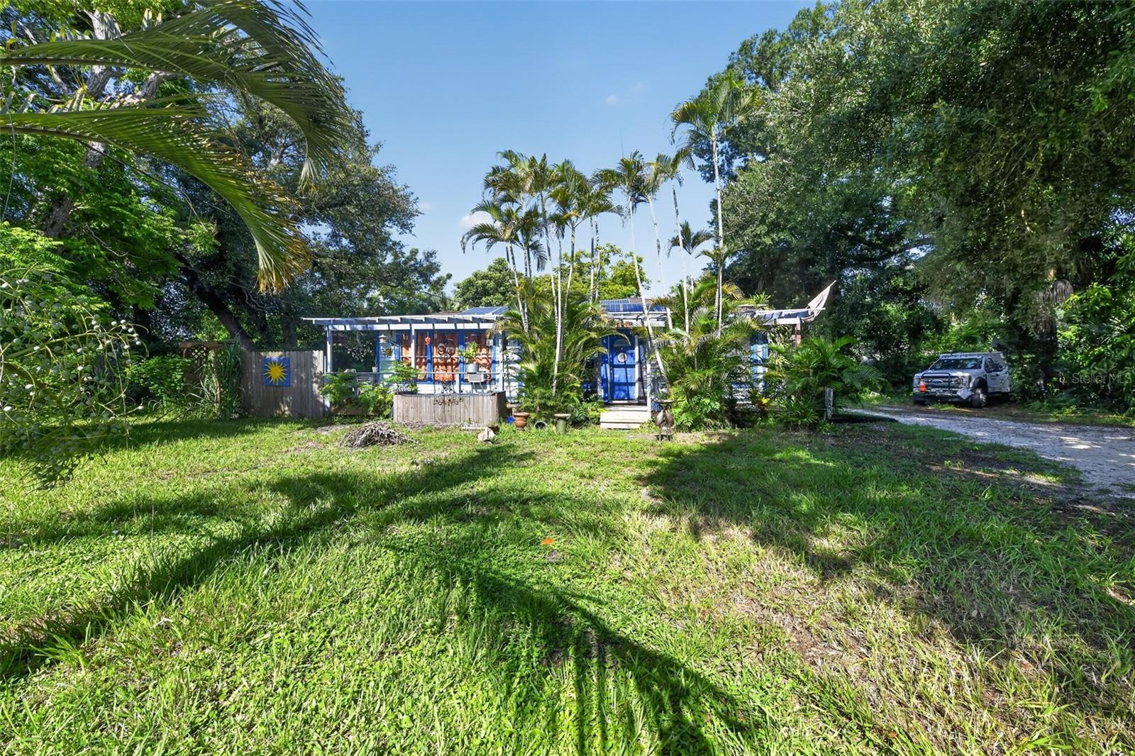 806 35TH STREET W