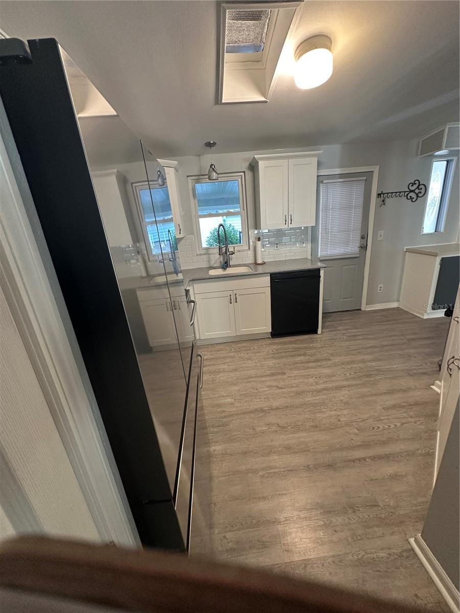 LADY LAKE ORANGE BLOSSOM GARDENS UNIT 08 - Residential