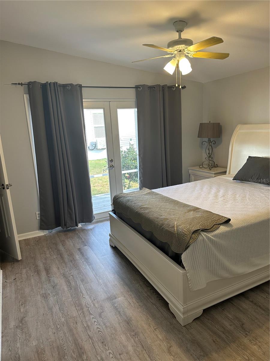 LADY LAKE ORANGE BLOSSOM GARDENS UNIT 08 - Residential