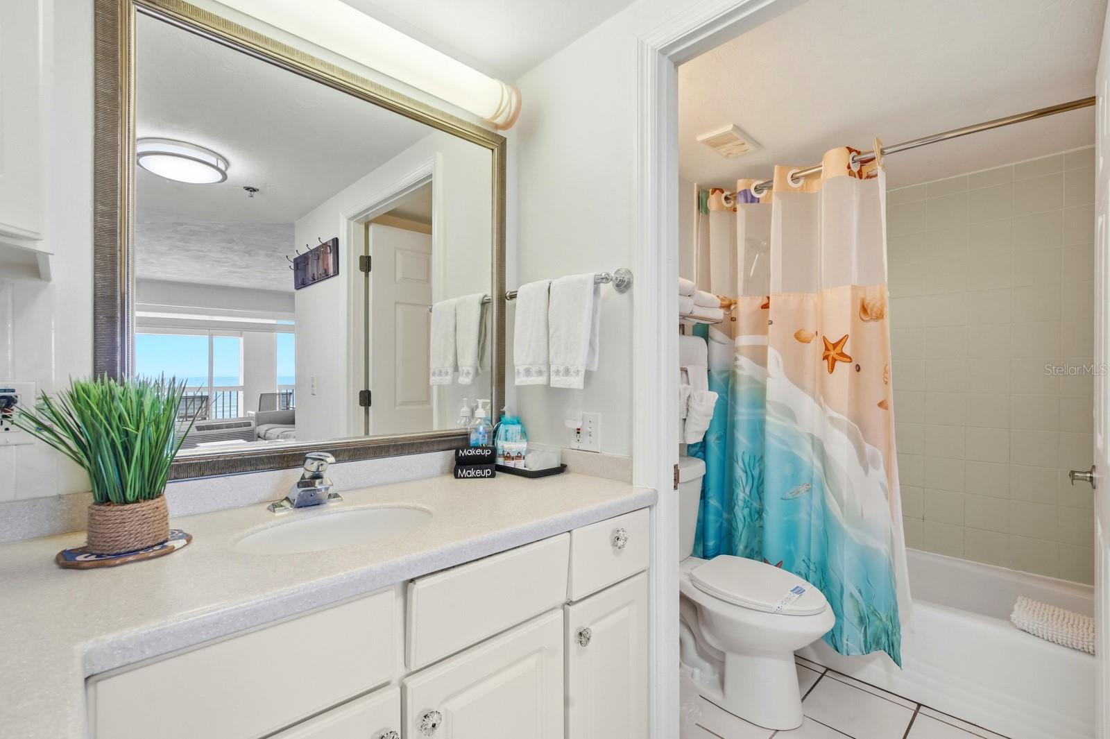 DAYTONA BEACH RESORT & CONFER - Residential