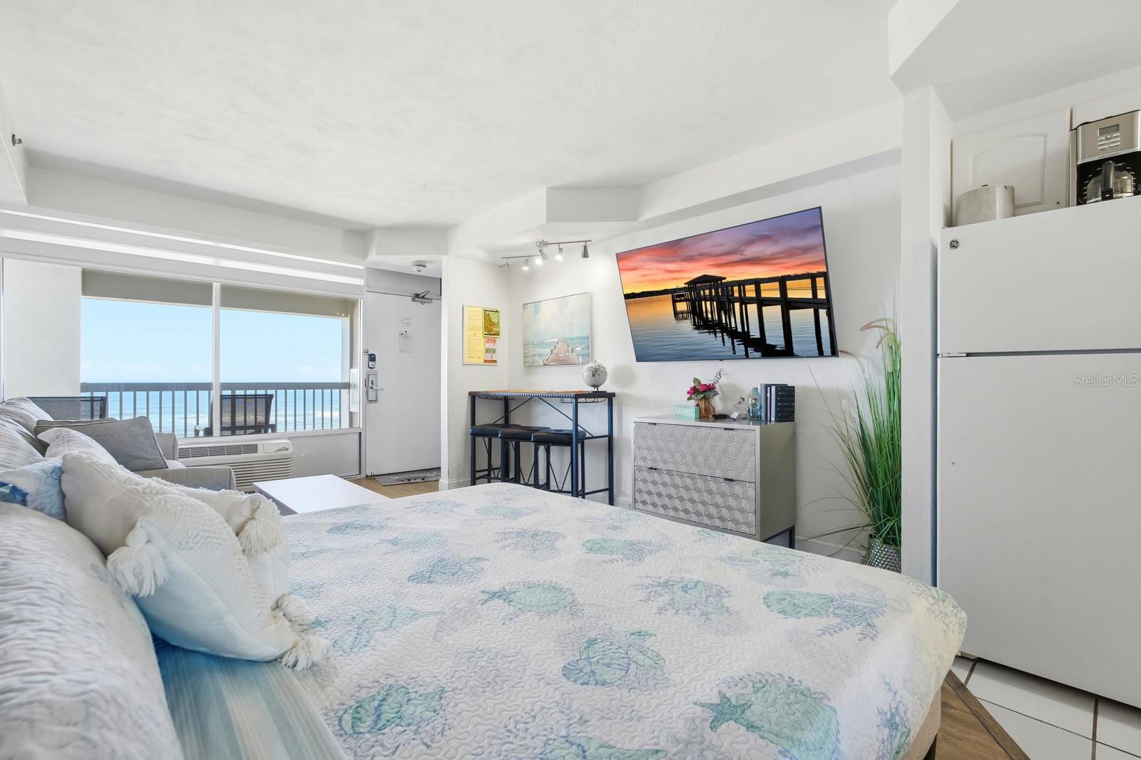 DAYTONA BEACH RESORT & CONFER - Residential