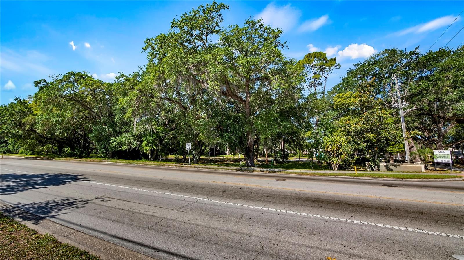 AMBASSADOR PARK - Land