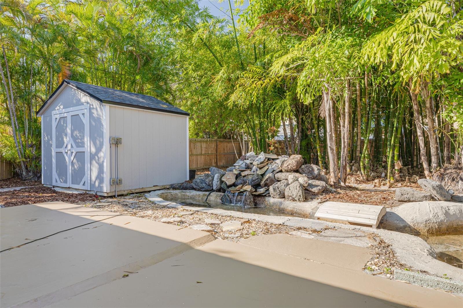 DUNEDIN ISLES COUNTRY CLUB SEC A - Residential