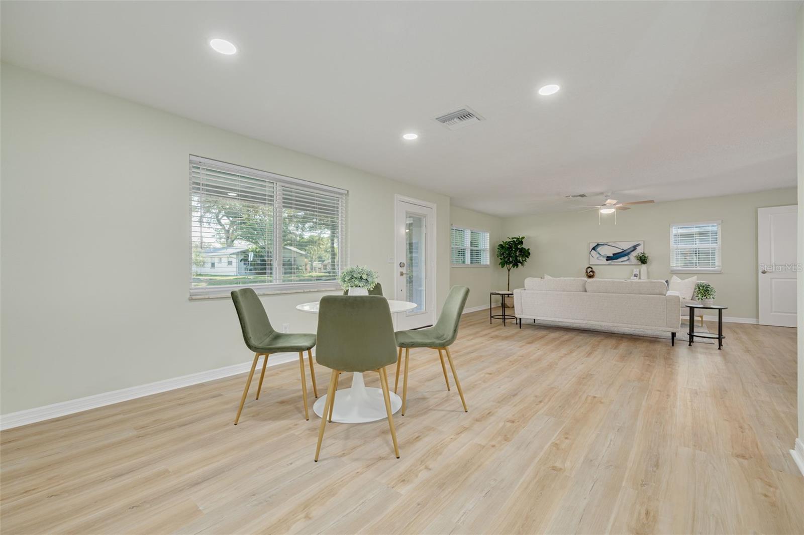 DUNEDIN ISLES COUNTRY CLUB SEC A - Residential