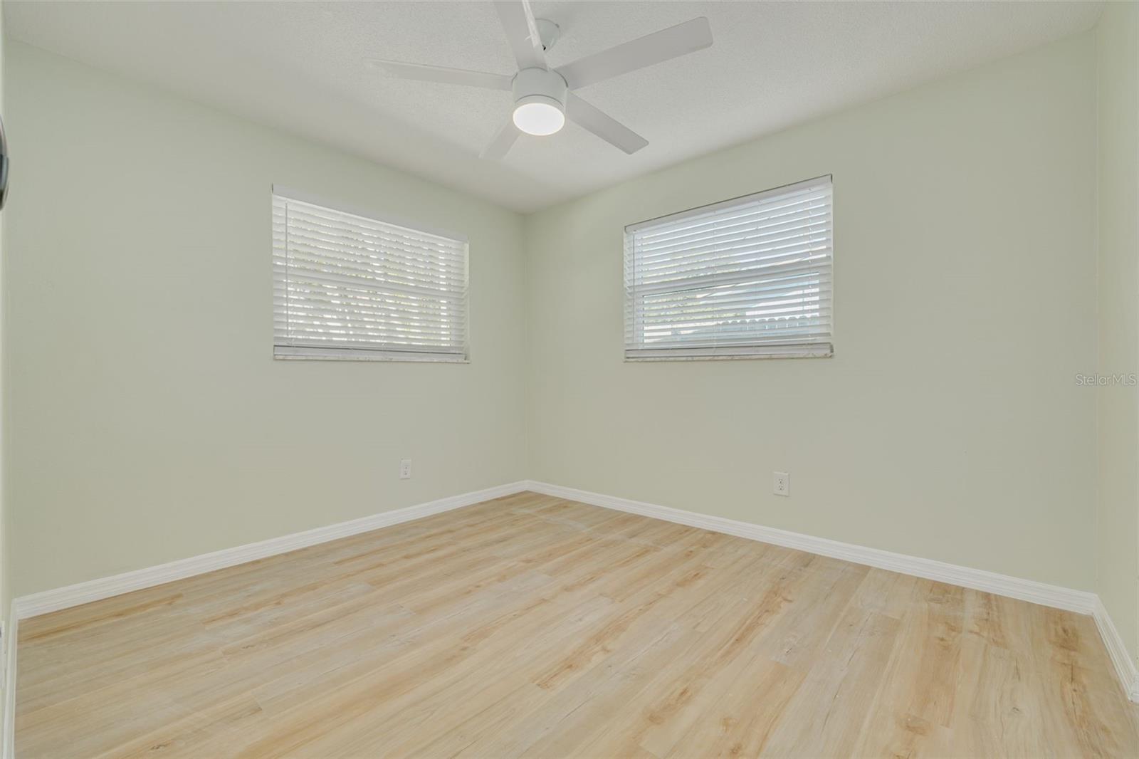 DUNEDIN ISLES COUNTRY CLUB SEC A - Residential