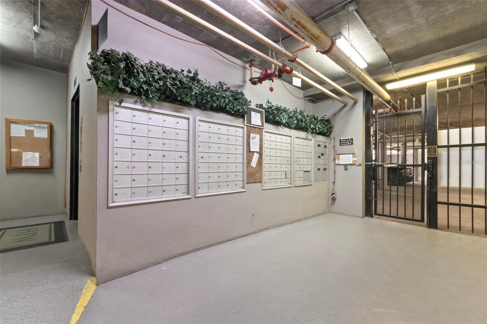 HYDE PARK WALK A CONDO - Residential