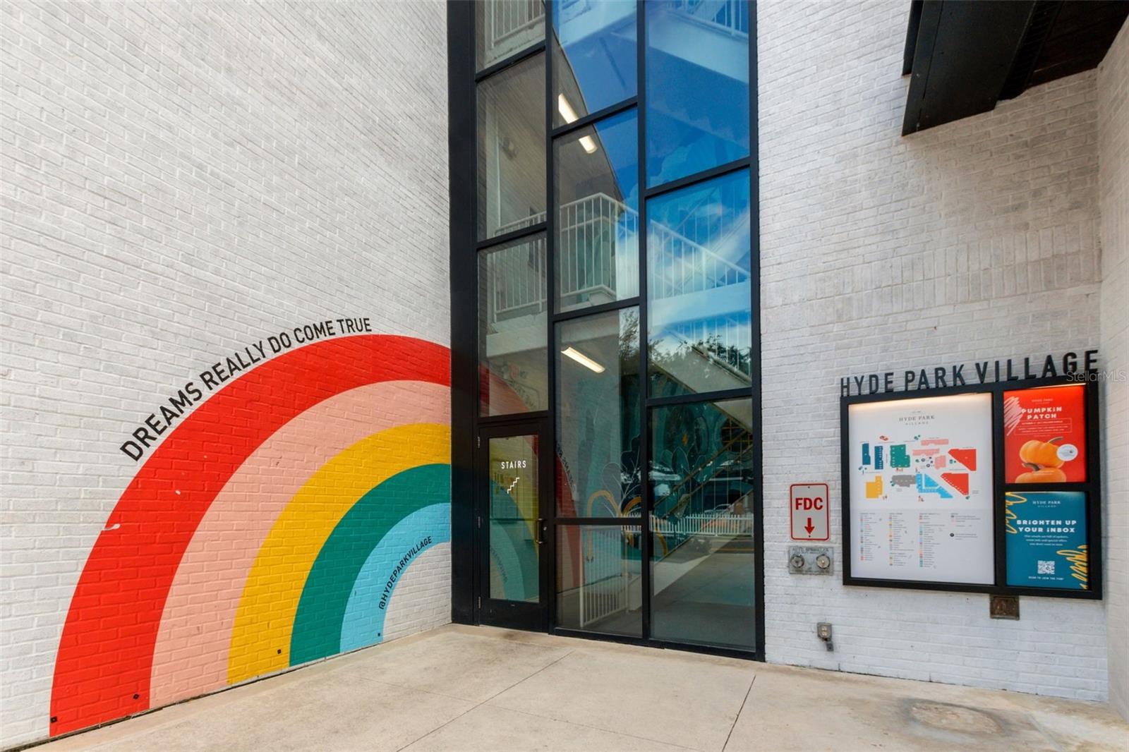 HYDE PARK WALK A CONDO - Residential