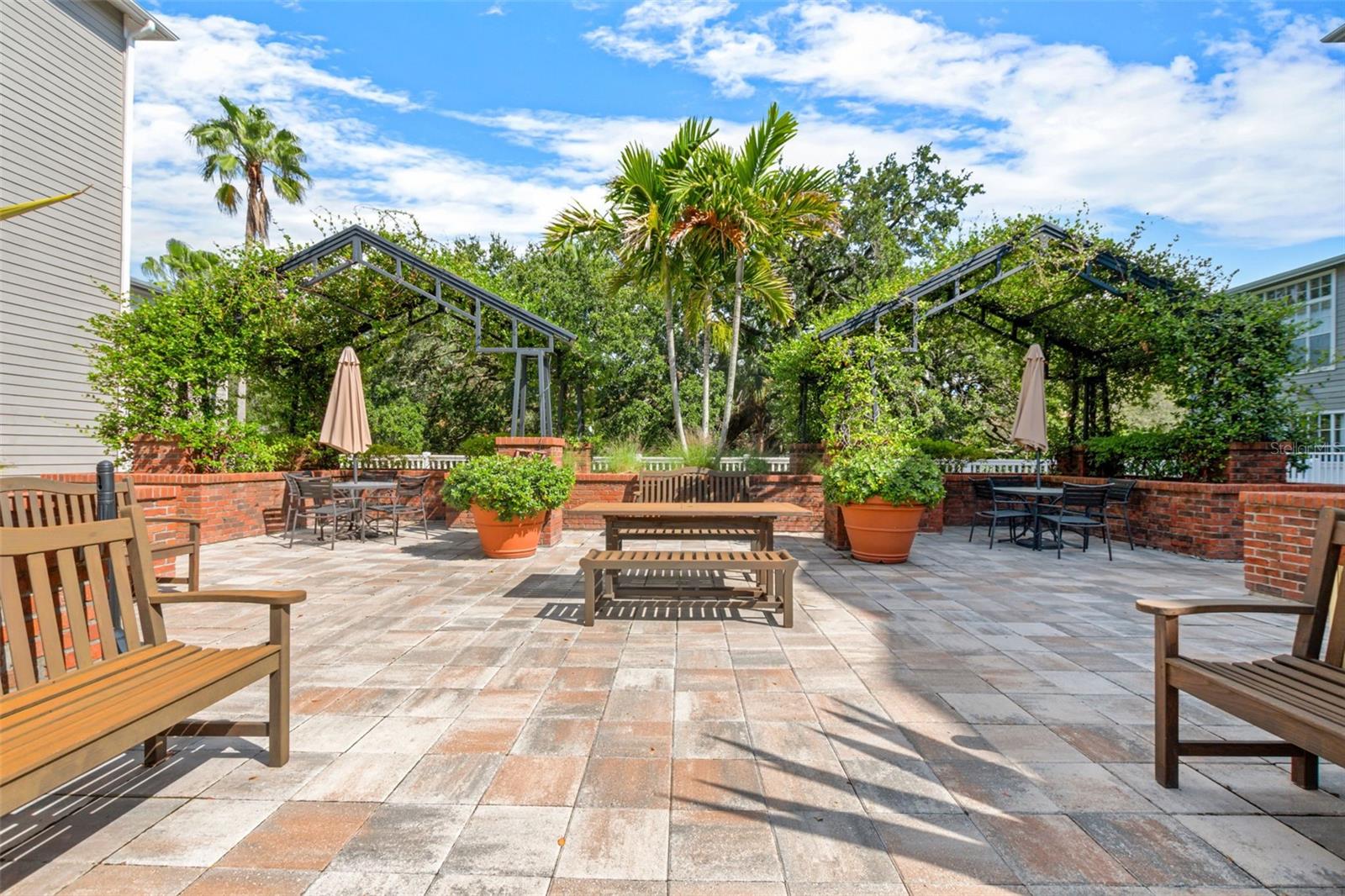 HYDE PARK WALK A CONDO - Residential