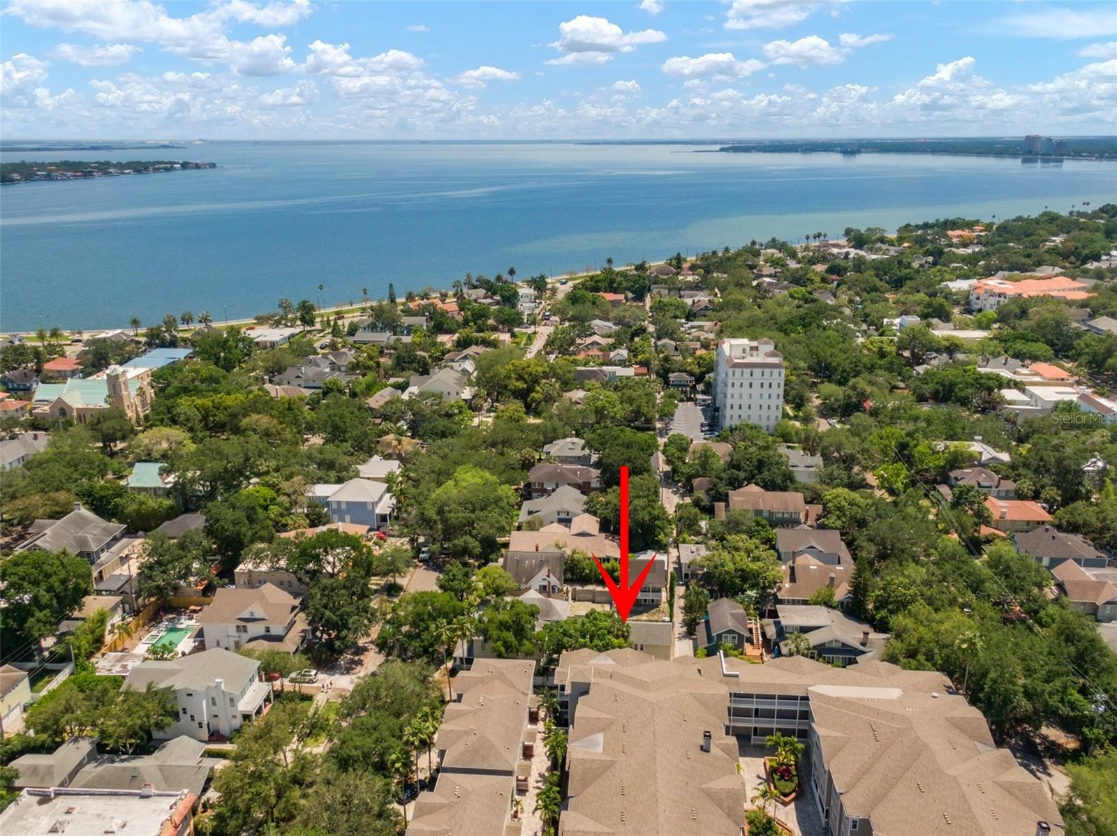 HYDE PARK WALK A CONDO - Residential