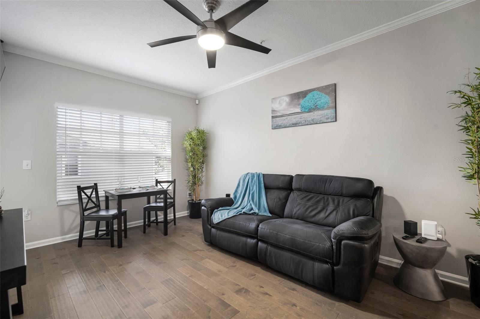 HYDE PARK WALK A CONDO - Residential