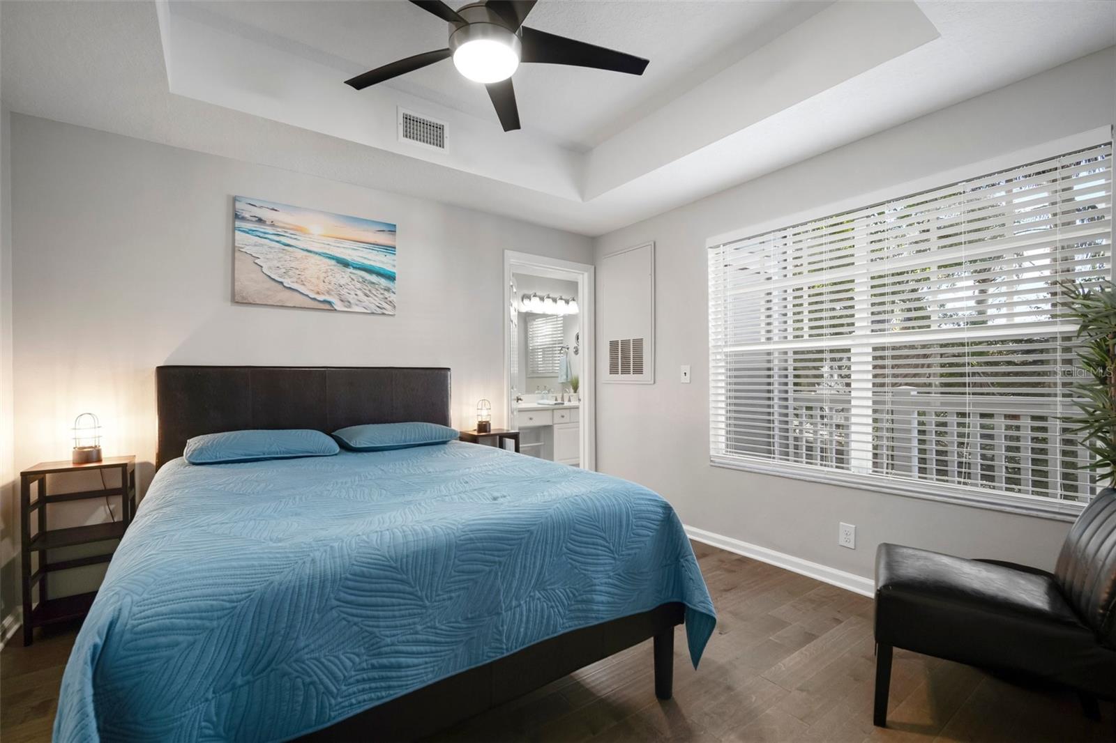 HYDE PARK WALK A CONDO - Residential