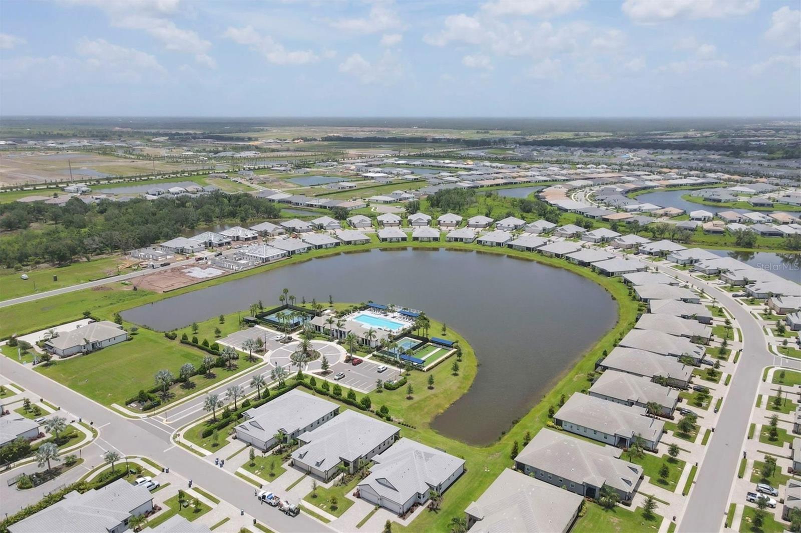 SWEETWATER AT LAKEWOOD RANCH PH I & II - Residential