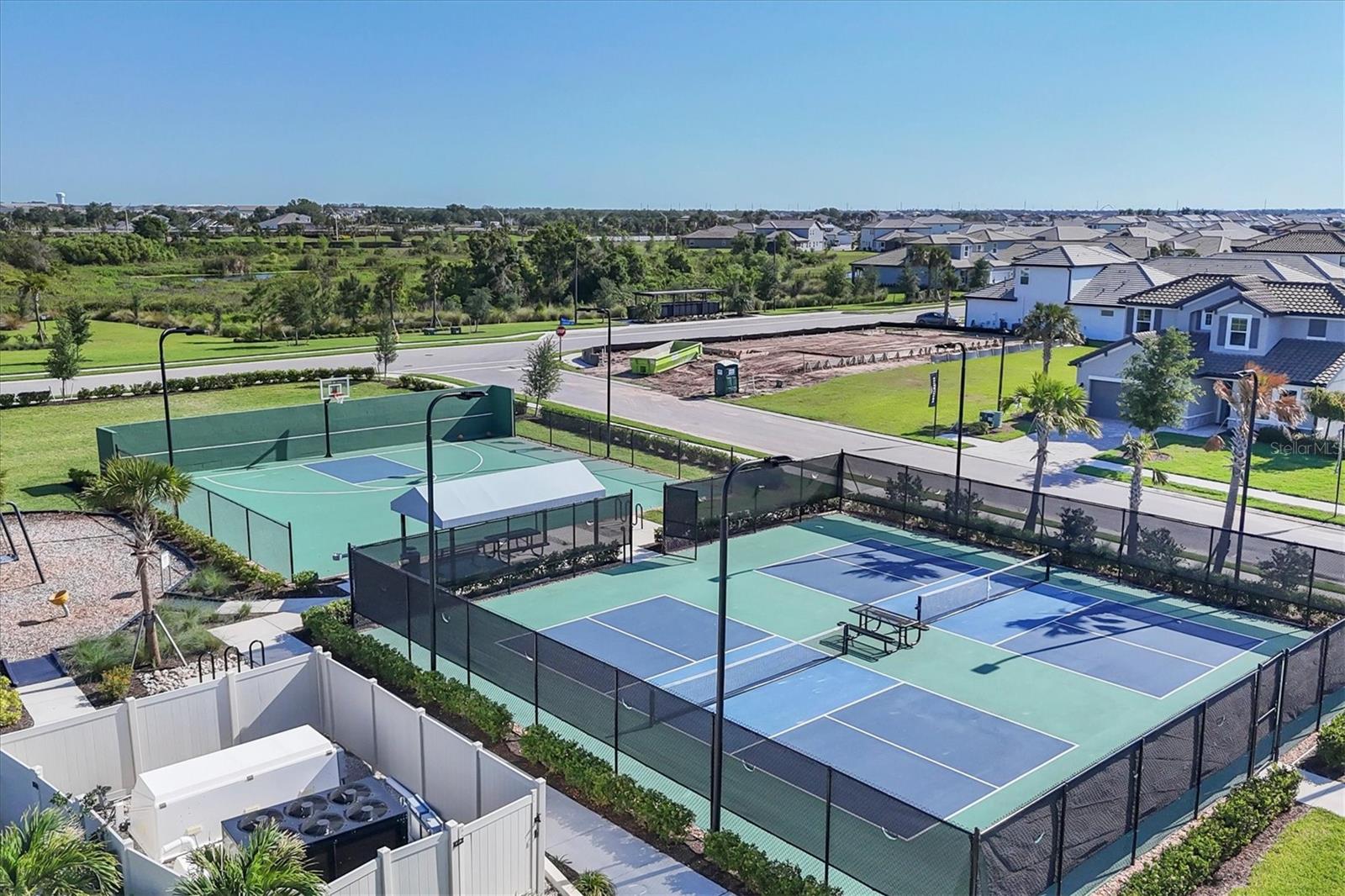 SWEETWATER AT LAKEWOOD RANCH PH I & II - Residential
