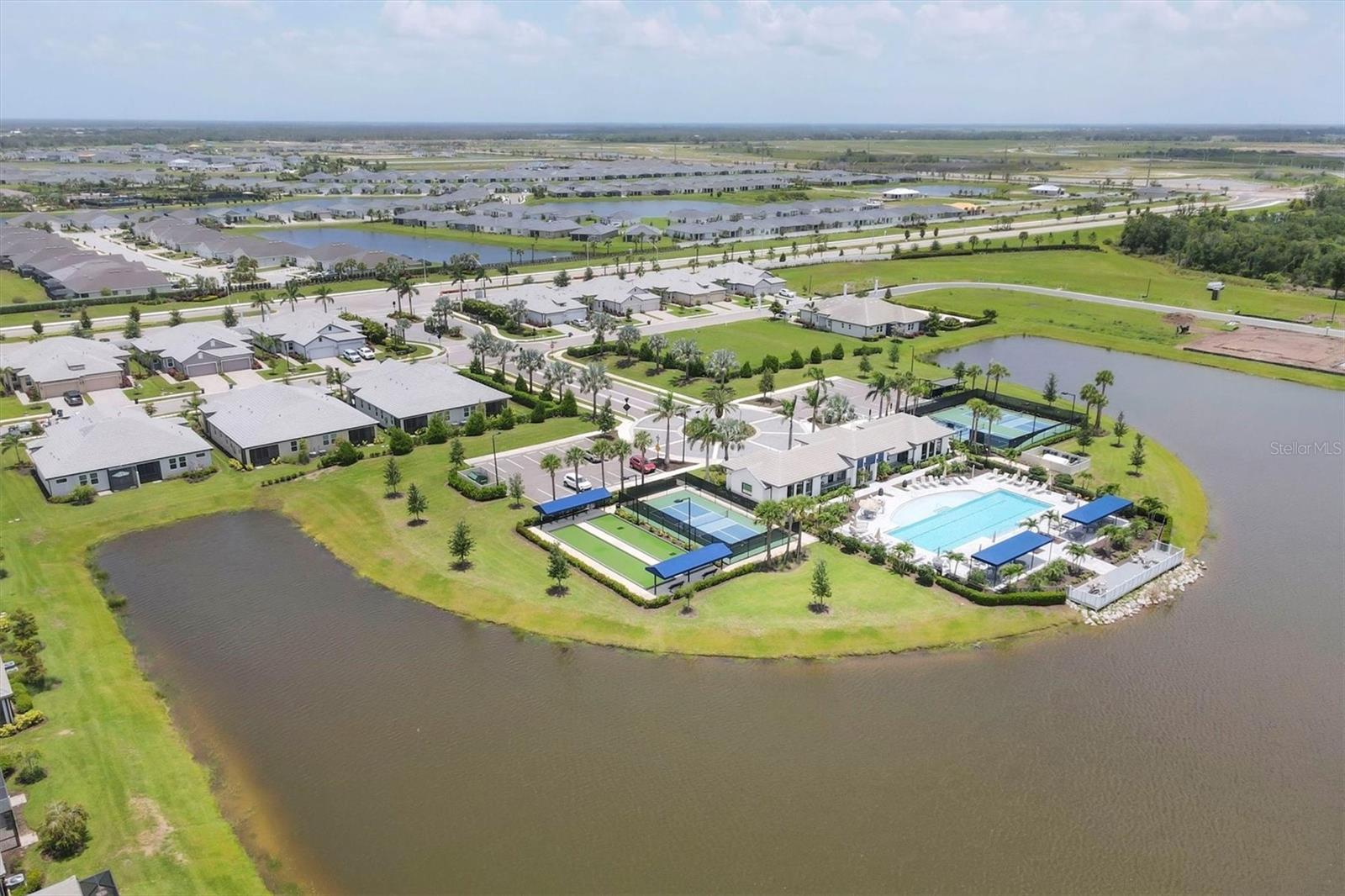 SWEETWATER AT LAKEWOOD RANCH PH I & II - Residential