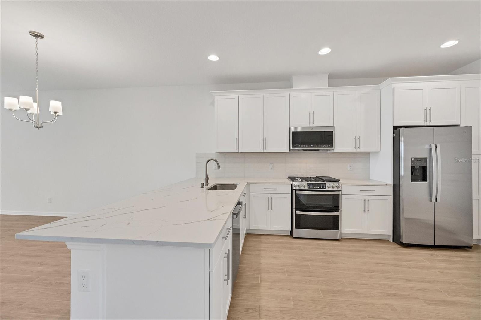 SWEETWATER AT LAKEWOOD RANCH PH I & II - Residential