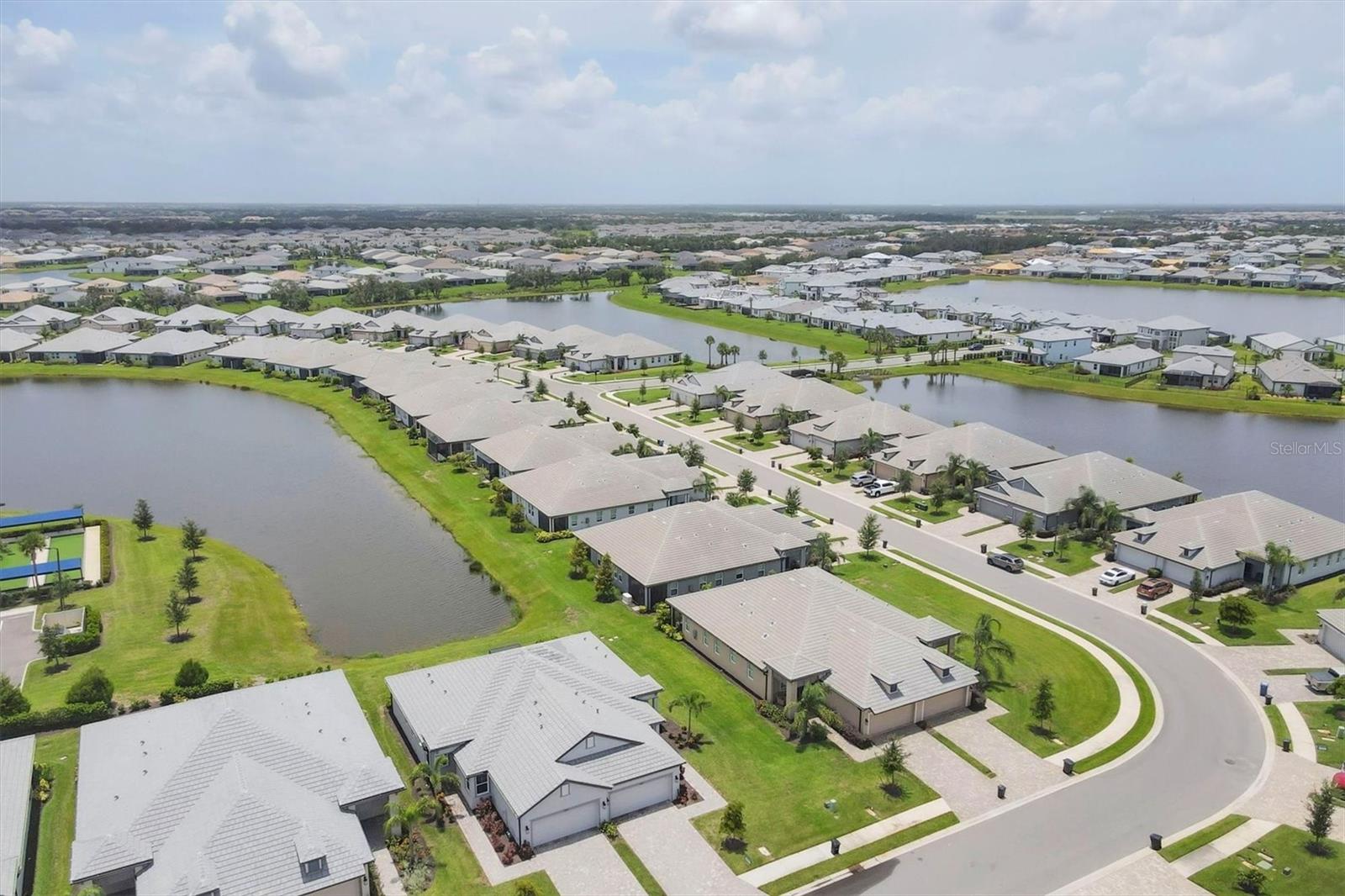 SWEETWATER AT LAKEWOOD RANCH PH I & II - Residential