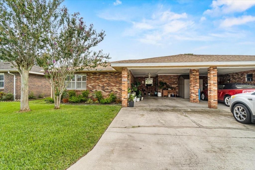 Photo of 570 Villa Vista Boulevard, Lakeland, FL 33813 (MLS # L4960994)