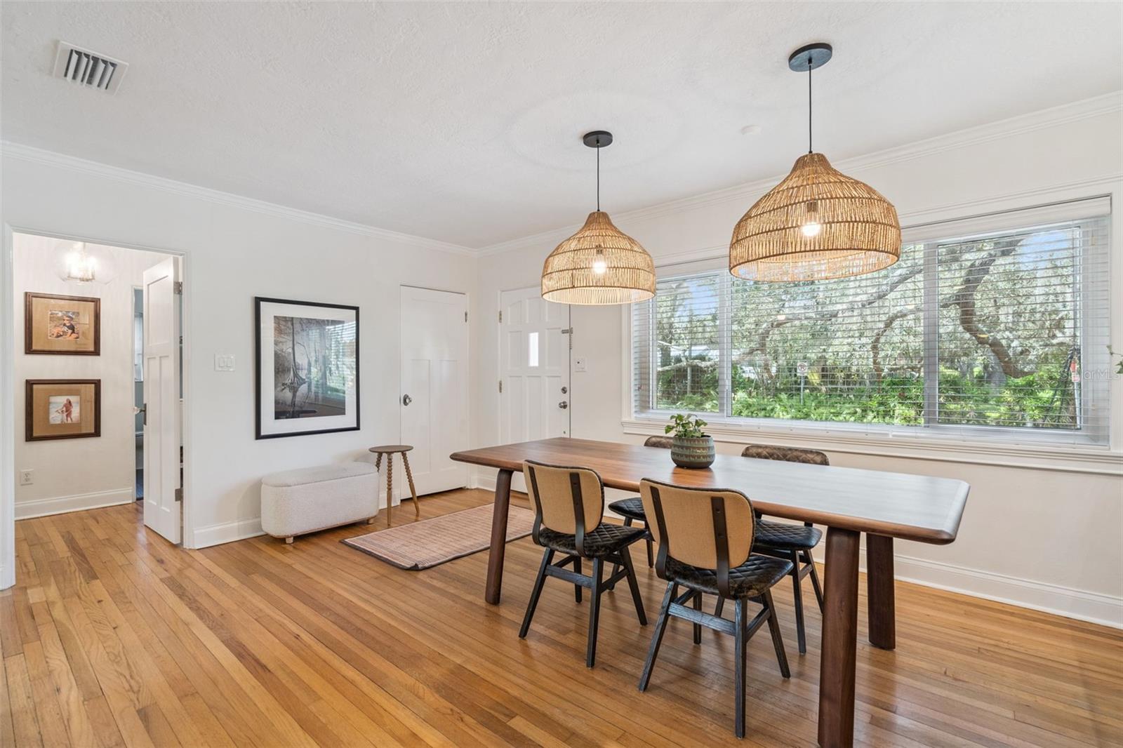 205 S LAWSONA BOULEVARD