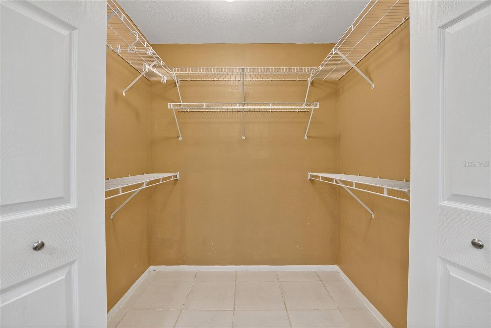 WALDEN LAKE FAIRWAY VILLAS - Residential