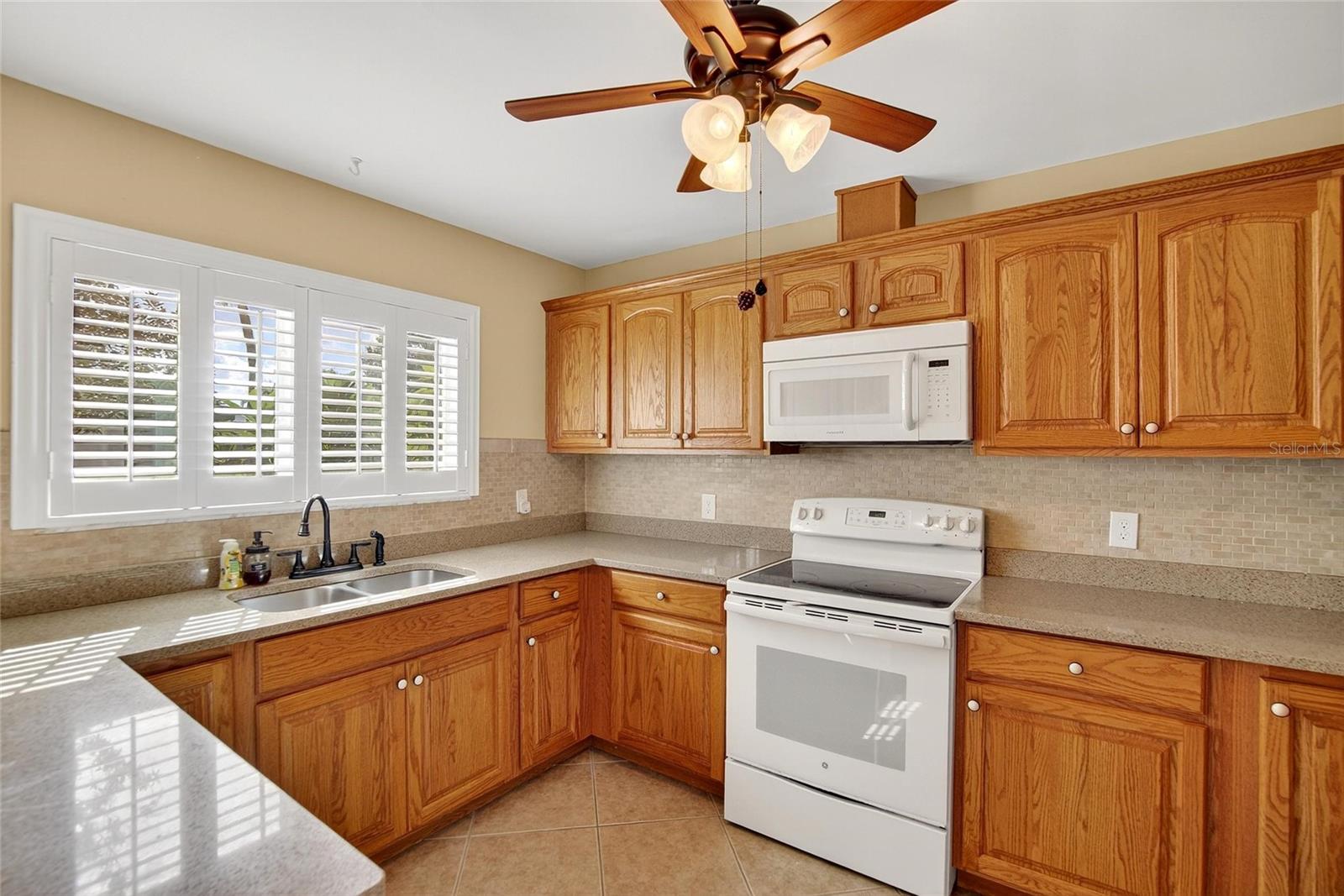 WALDEN LAKE FAIRWAY VILLAS - Residential
