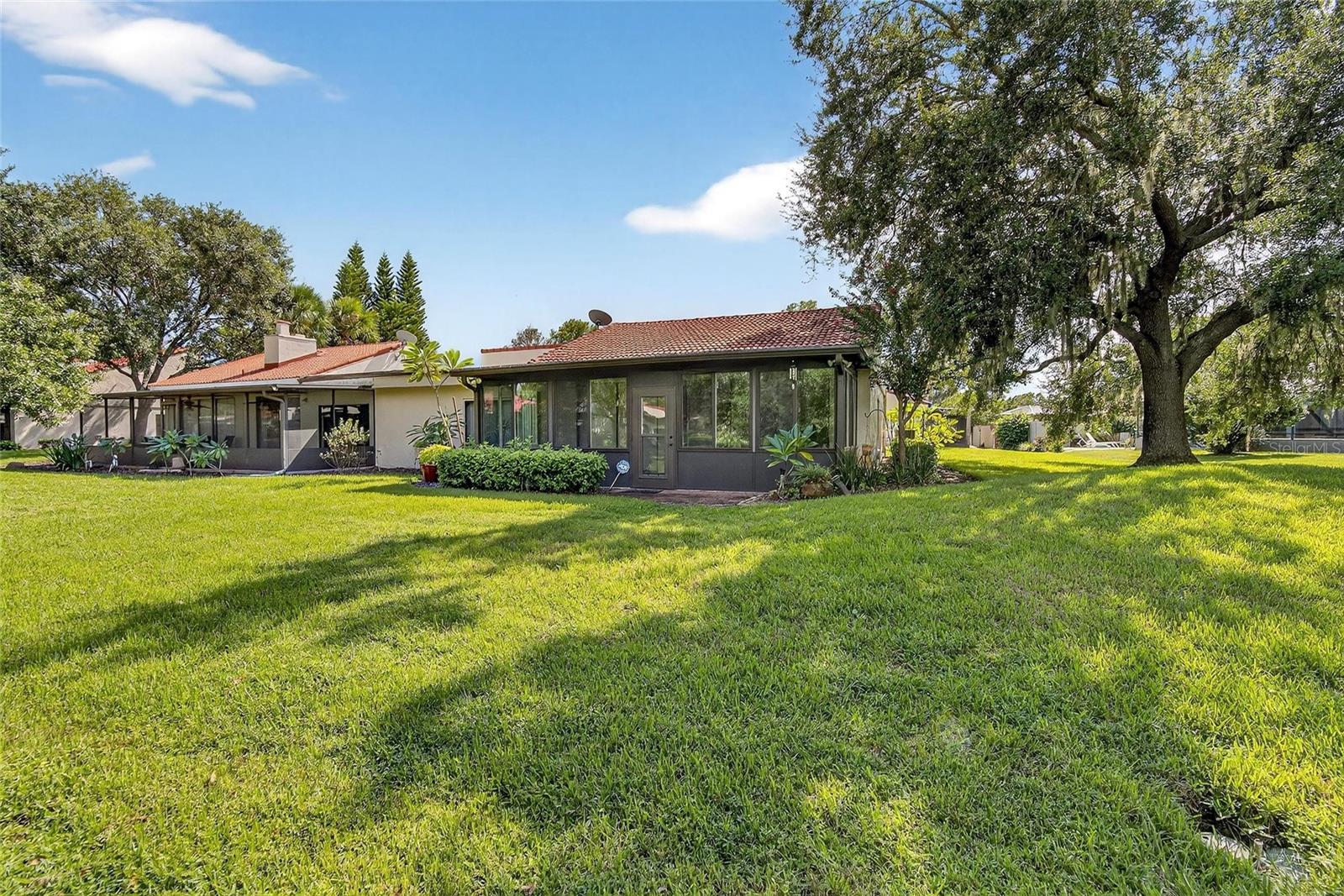 WALDEN LAKE FAIRWAY VILLAS - Residential