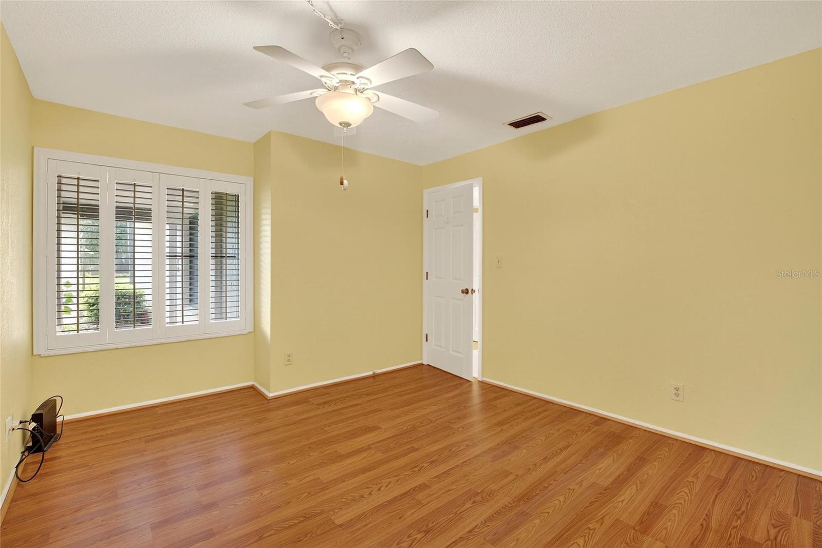 WALDEN LAKE FAIRWAY VILLAS - Residential