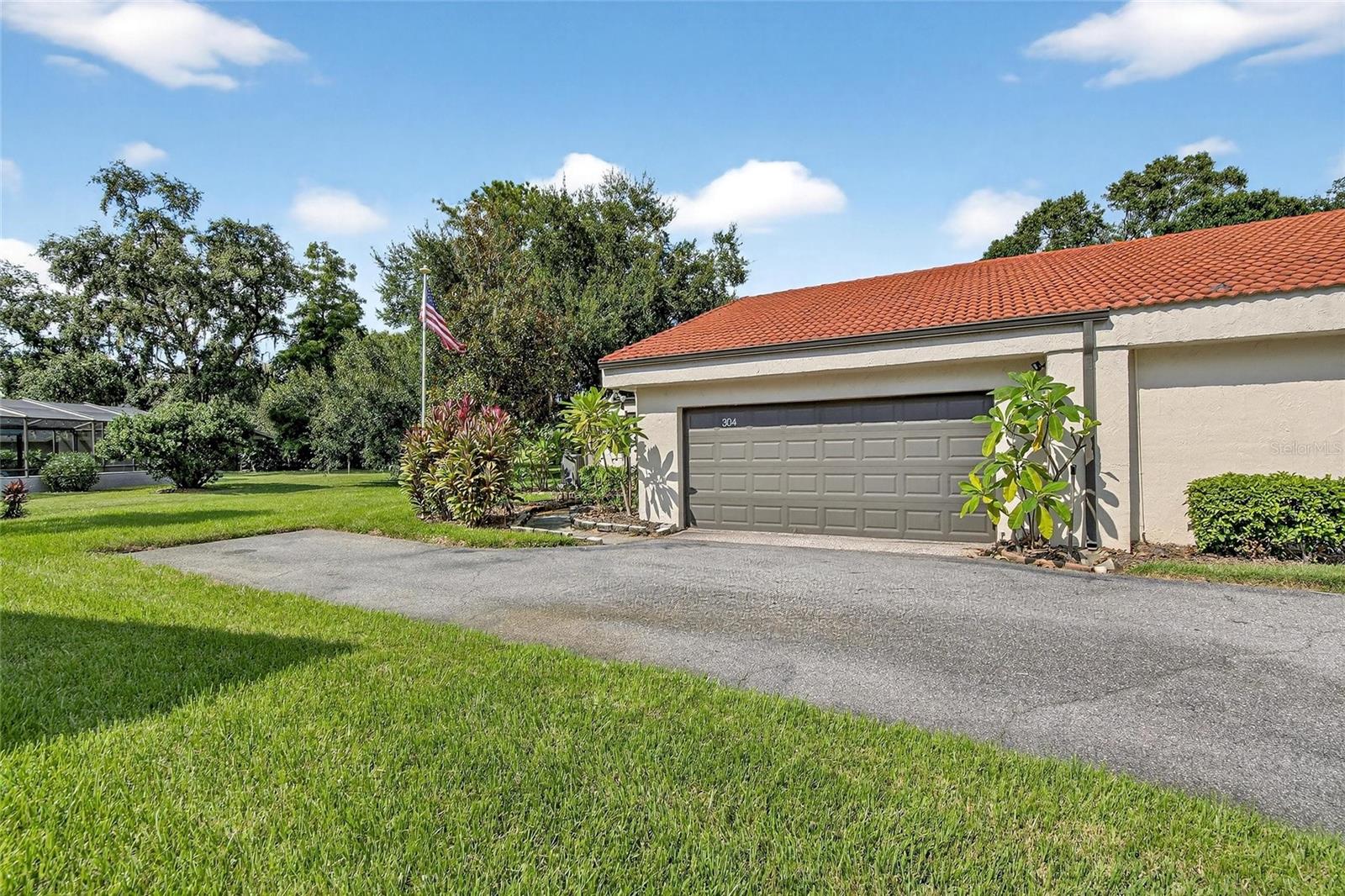 WALDEN LAKE FAIRWAY VILLAS - Residential