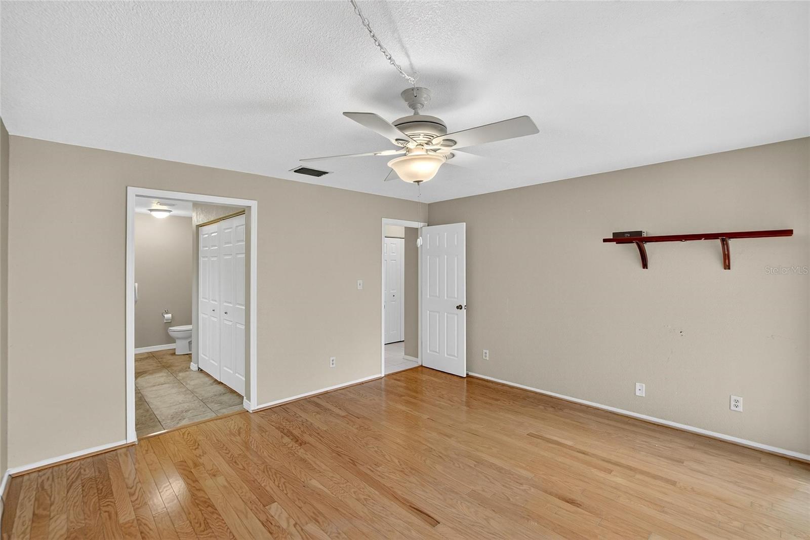 WALDEN LAKE FAIRWAY VILLAS - Residential