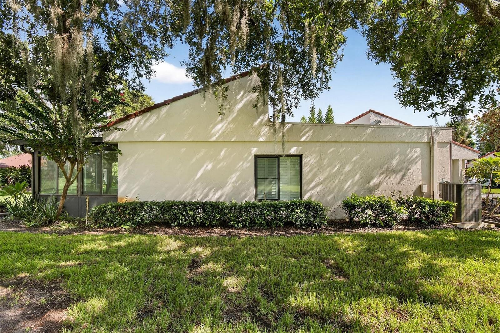 WALDEN LAKE FAIRWAY VILLAS - Residential