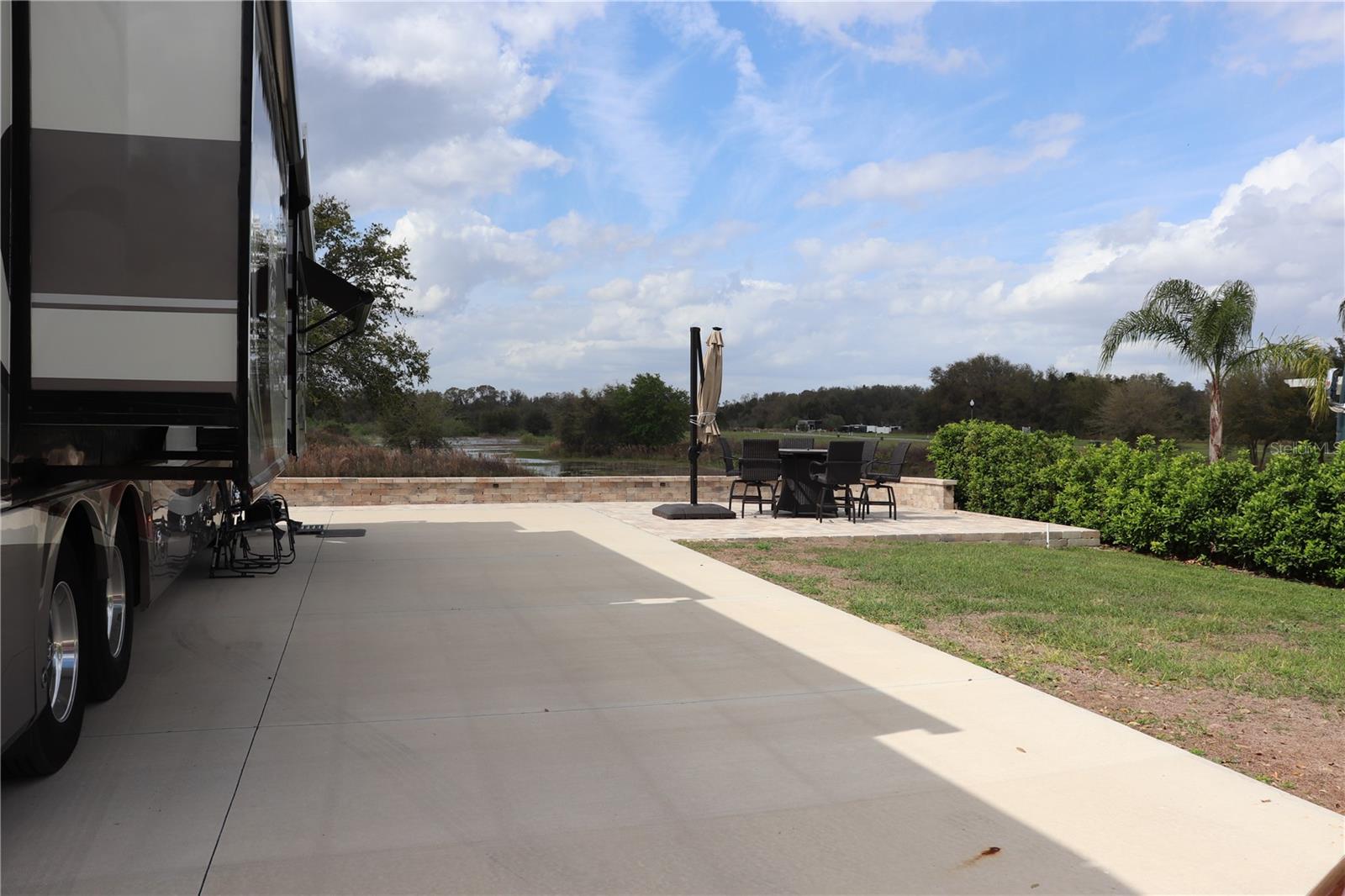 FLORIDA GRANDE MOTOR COACH RESORT - Land