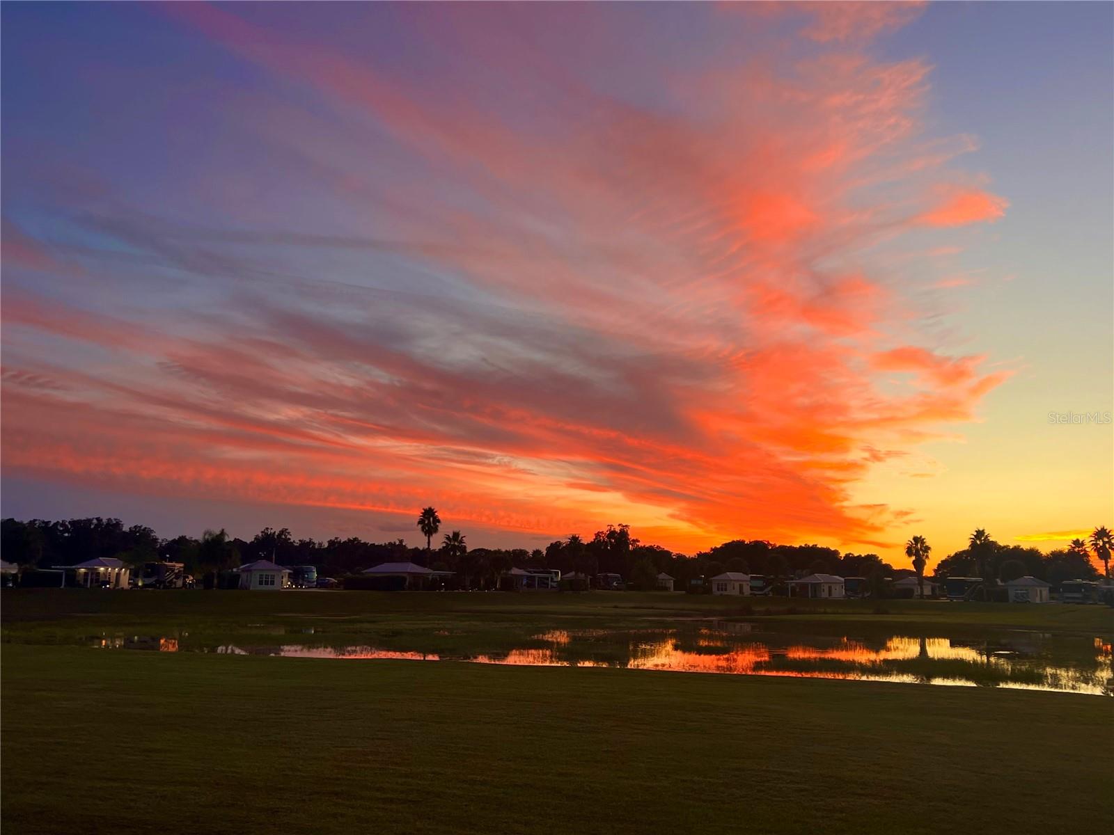 FLORIDA GRANDE MOTOR COACH RESORT - Land