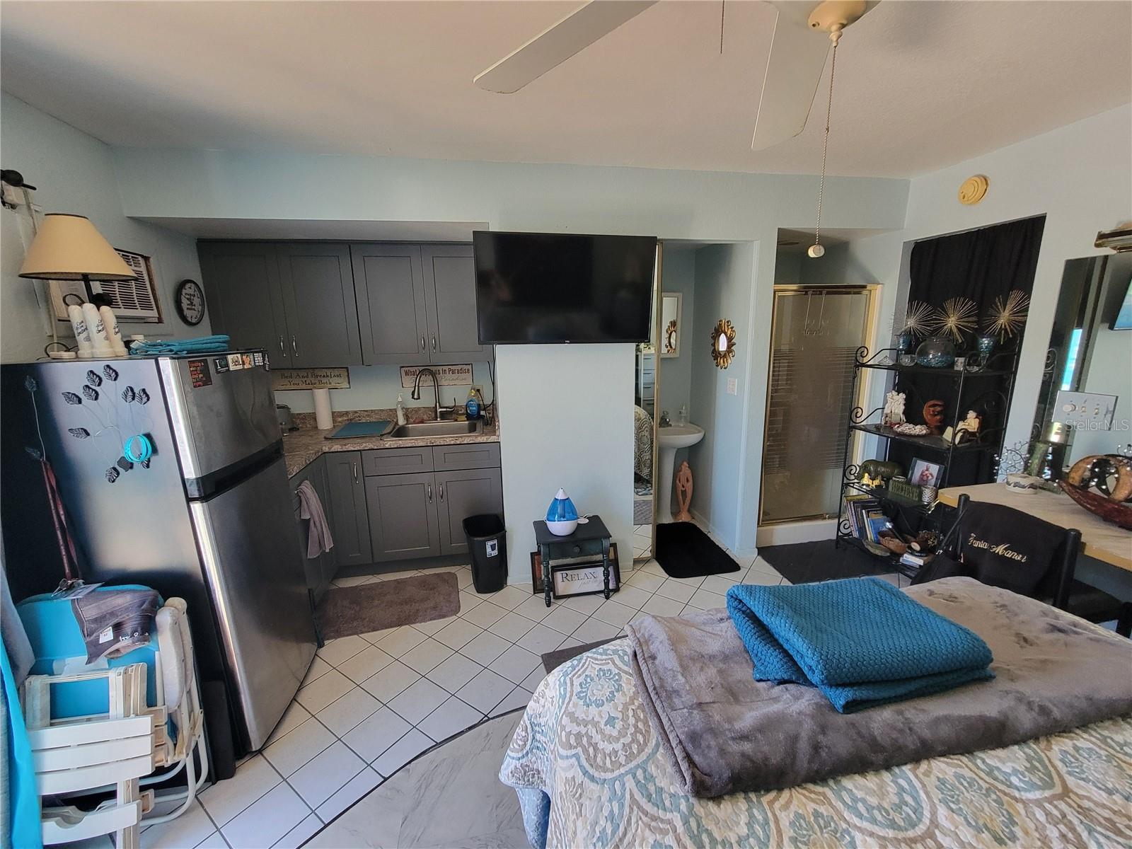 PARADISE LAKES RESORT CONDO - Residential