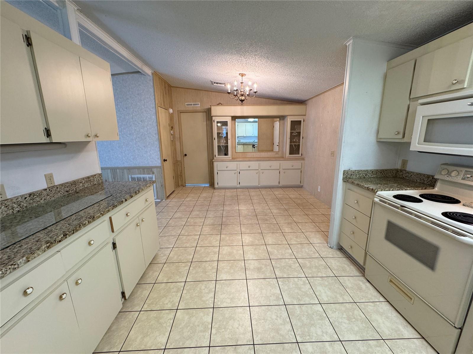 PLANTATION AT LEESBURG - Residential