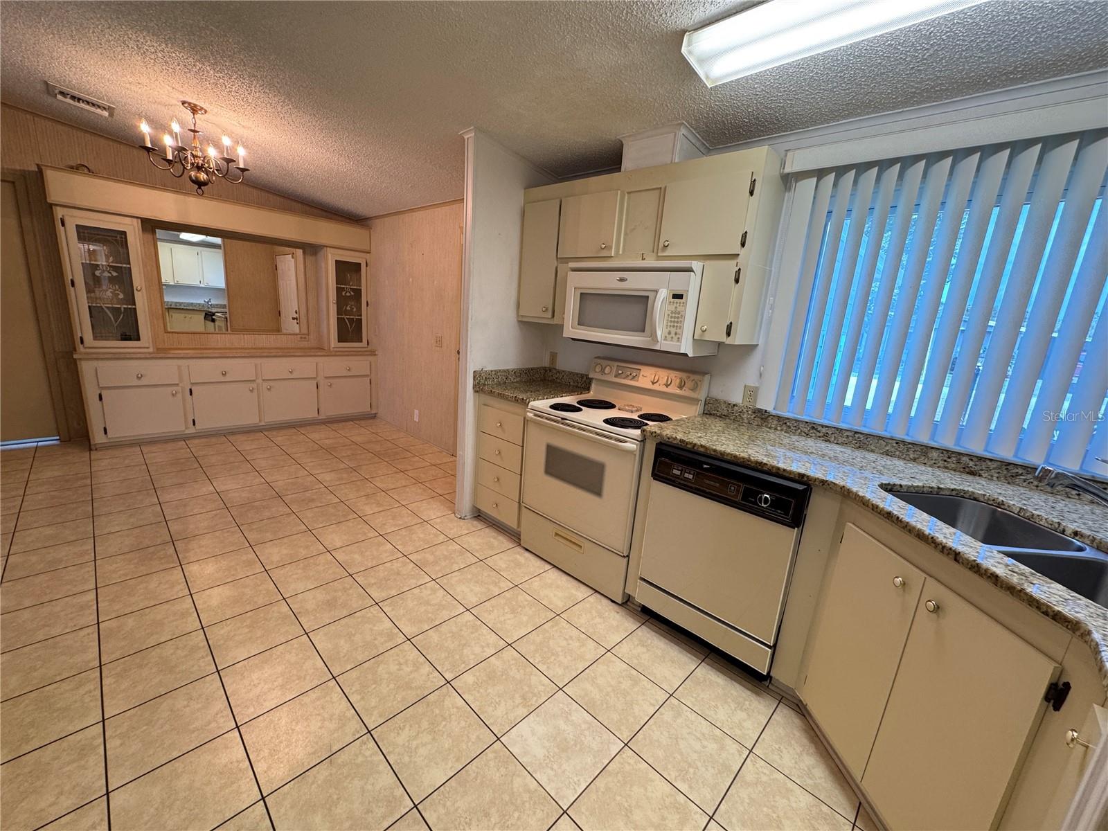 PLANTATION AT LEESBURG - Residential