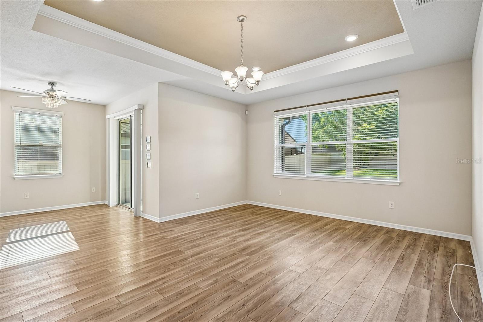 4613 DOVER BLUFF COURT